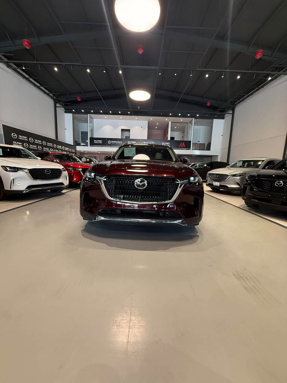 Mazda CX-90 Premium Plus
بێ بۆیاخ بێ ئیرباگ ٢٦٥ گەڵا 
١٧ هەزار مایڵ ڕۆیشتووە 
٦ پستۆنی مایێڵد هایبرێد 
پانۆراما 
کوشنەکانی جلدی سپی و هیتەرە 
٧ نەفەری و کوشن vip
داتاشۆ و شاشەی دیجیتاڵ و شاشەیەکی ١٢ ئینج 
٣ زۆن تەبرید و تەبرید مەرکەزی 
پەردەی بیلادی 
سندوق جەگ 
کامێرا و ٣٦٠ دەرجە ڕادار 
تحدید سورعە و خەتی جادە 
ئاوێنە ڕاداڕ 
٣ مۆد لێخورین 
LED headlights 
سەیارەکی پاک و زۆر جوان مەسەرفی تیا نیە ماشەڵای لێبێ بە وە گێر و مەکینەی بە ضمان 
ڕەسمی سۆنەرکەیم داناوە 
شوێن / سلێمانی 
ژمارەی خاوەنەکەی / واتس ئاپ 

***********

مازدا CX-90 Premium Plus
بدون صبغ، بدون إيرباك، السعر: 265 ورقة ($26,500)
ماشية 17 ألف ميل
6 بستون (مايلد هايبرد)
بانوراما
كوشنات جلد أبيض مع هيتر (تدفئة)
7 راكب وكوشنات VIP
داتا شو، شاشة ديجيتال وشاشة 12 إنش
تبريد 3 زون وتبريد مركزي
برادي بلادية
صندوق جك (كهربائي)
كاميرا 360 درجة ورادار
تحديد سرعة وتحديد مسار (خطي الجادة)
رادار على المرايا
3 مودات قيادة (أنماط قيادة)
أضوية LED أمامي (Headlights)
سيارة نكيفة وحلوة كلش وما بيها أي مصاريف ما شاء الله، ومحرك وجير بشرط الضمان.
صورة السونار مرفقة.
الموقع: السليمانية
رقم صاحب السيارة (واتساب): ***********
