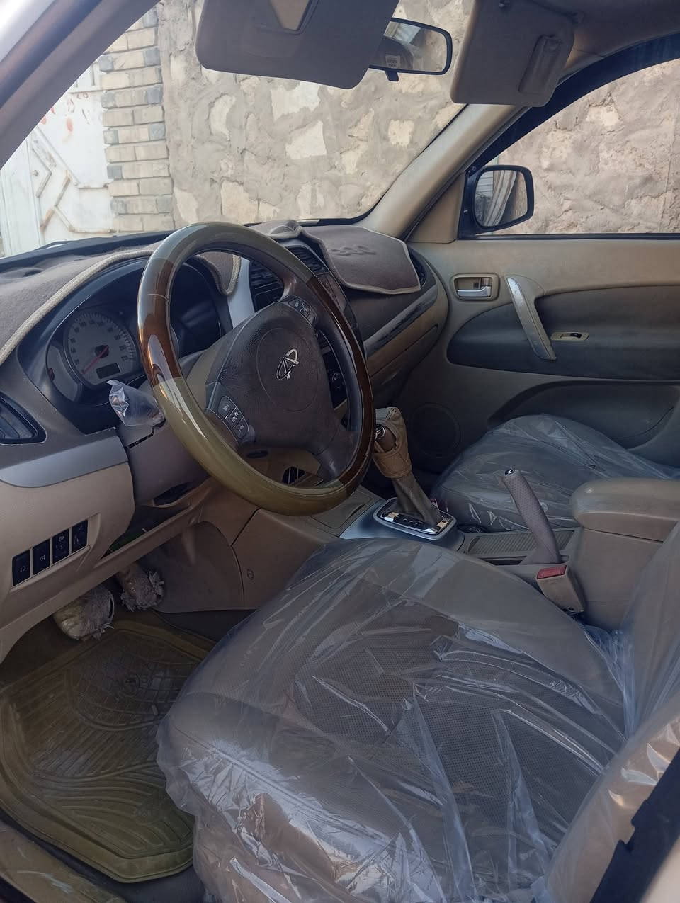 تيكو ٢٠١١ ميكانيك للبيع رقم نجف باسمي المحرك والكير  والتبريد والحدادية والفتح والتبديل كلها مكفولة ونظيفة بيه كارت باب الصدر فقط السعر ٤٧ ورقة وبيه مجال للاتصال *********** واتساب / نجف /كوفة / قرب مسجد السهلة
