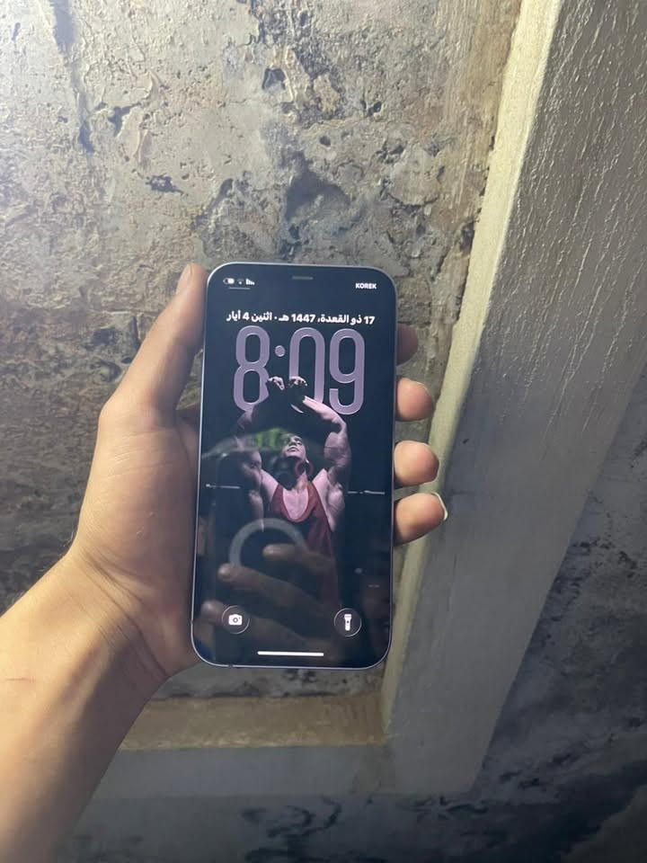 📱 للبيع – iPhone 12 | 128GB
✨ جهاز نظيف جداً، أخو الجديد، مرتب ويشتغل بسلاسة.

✅ ذاكرة 128GB

✅ شاشة أصلية مبدلة

✅ بطارية أصلية مبدلة

✅ Face ID شغال 100%

✅ جميع الوظائف شغالة بدون أي مشاكل

✅ الجهاز جاهز للاستخدام وما يحتاج أي صرف

📍 العنوان: بغداد 

*********** رقم بي واتساب
