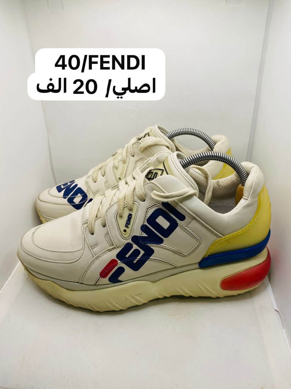 لا توجد تفاصيل

نص مكتوب في الصور:
- 10.5/COLE HAAN اصلى/ 35 الف
- 26/41 سم هوكا اورجينال غير مستخدم
- 26.5/41 سم
- كونفرس أمريكي اصلي
- 25 الف
- 40/FENDI اصلى/ 20 الف
- 40/TORY BURCH
- جلد طبيعي اصلي
- 20 الف
- 26/41.3 سم هوكا اورجينال غير مستخدم 75 الف
- 26/40.5 سم
- بوما اصلي غير مستخدم
- 26/41 سم
- هوكا اورجينال غير مستخدم