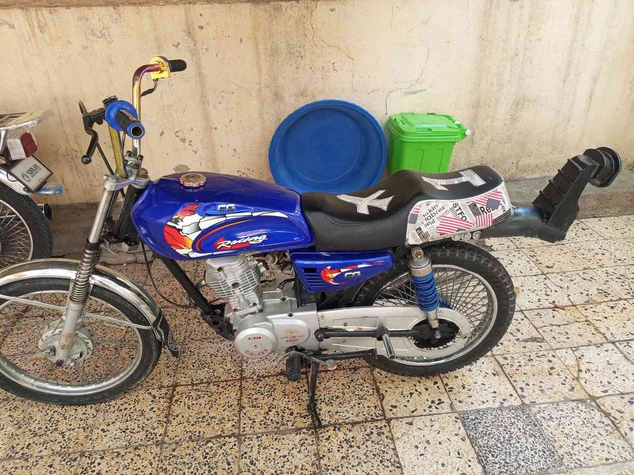 دراجه 5 تسعات عيتاني الاصلي نضافه 100 بل 100 موصل حي القاهره للستفسار رقم ***********
