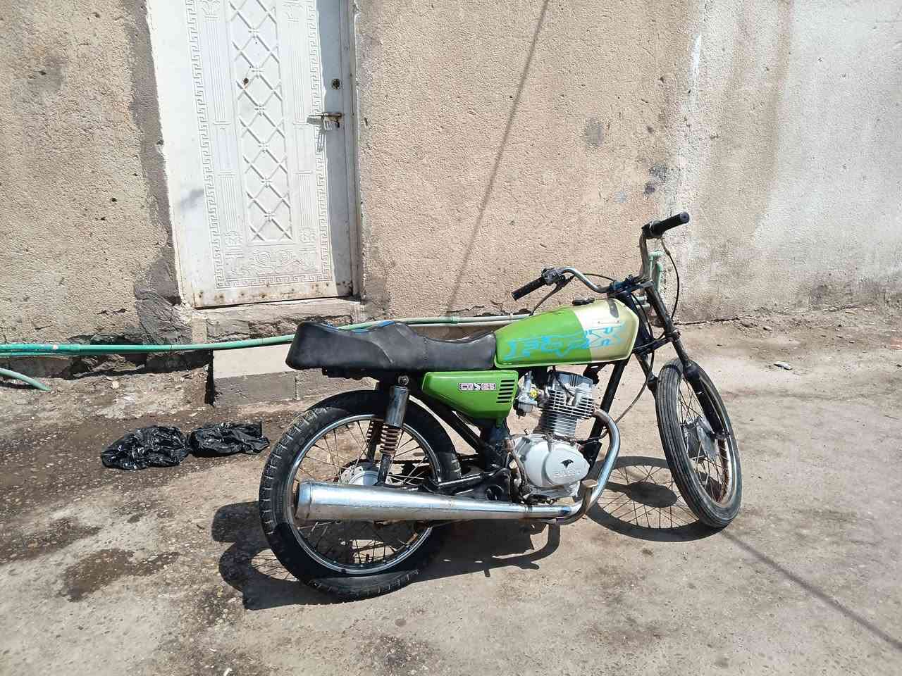 البيع سعر.  ٢٥٠.   ***********
