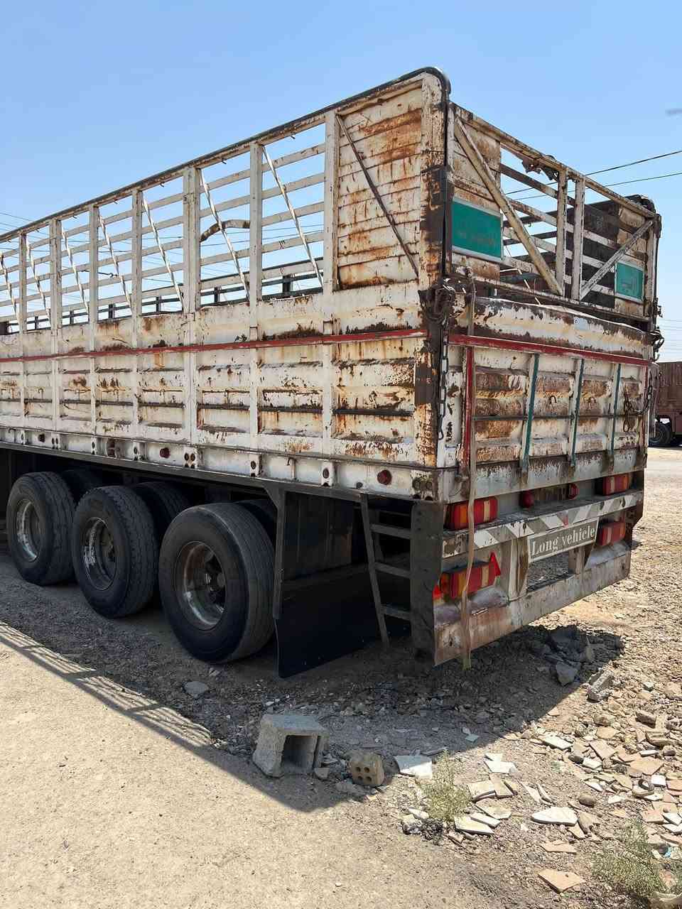 السلام عليكم عربانه للبيع الطول 12ونص ارتفاع 185لعاب 55
هواء كهرباء كله كامل الاستفسار ***********
