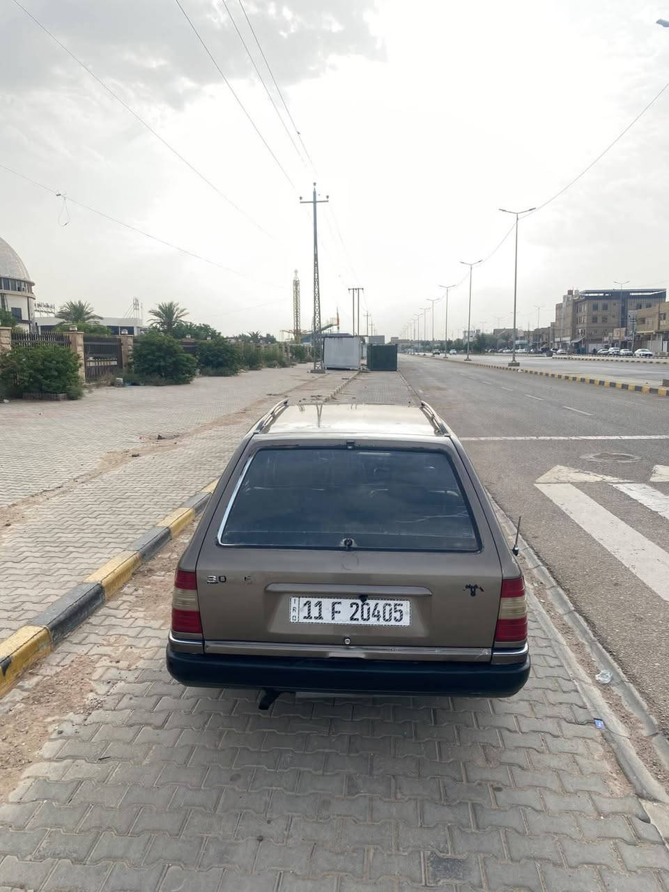 مرسيدس • ١٩٩٠ • مكينة جاهزة