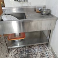 غراض مطعم • للبيع