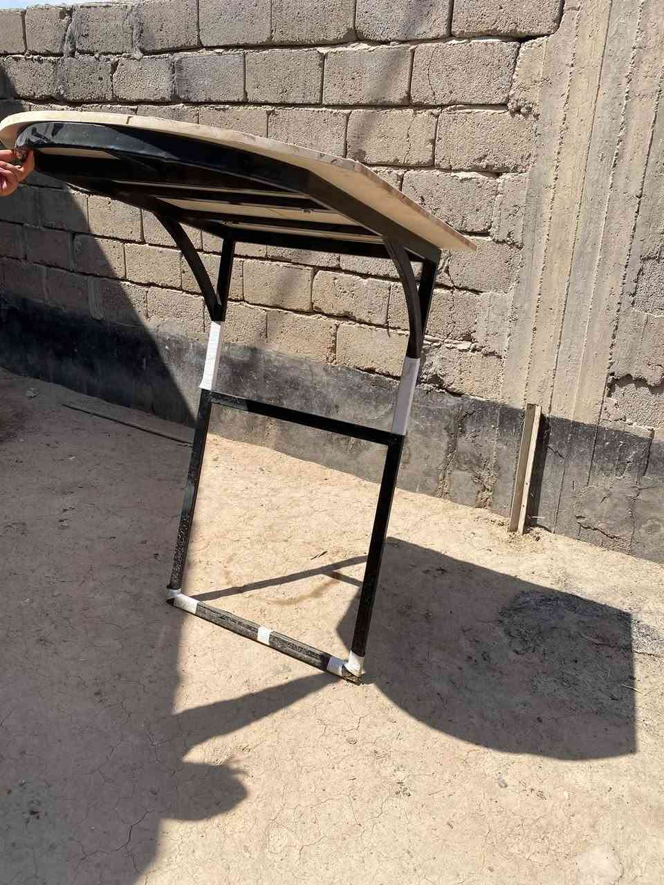 سلام عليكم قمرية ستوته للبيع تفصال تزگام حديده نستله مليمين مرتبه طولها 135 وعرض الحديده 75 والخشبه الفوك عرضها95 سعرها75 وبيها مجال للشراي عنوان بصره شط العرب الحزيره للاستفسار الاتصال ع الرقم***********

