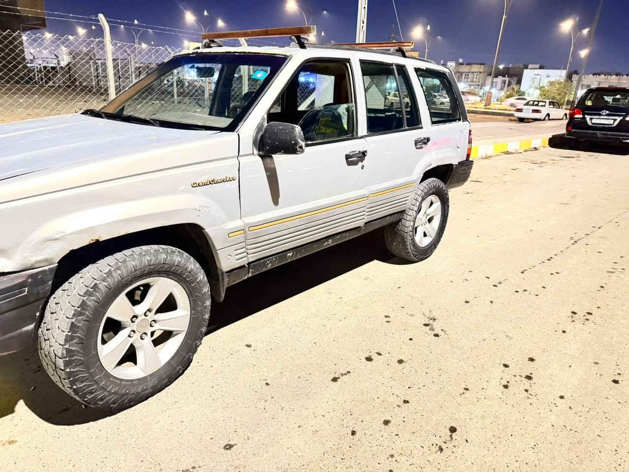 جيب ٩٤ • مكينة ٣٠٠٠ • رقم بغداد