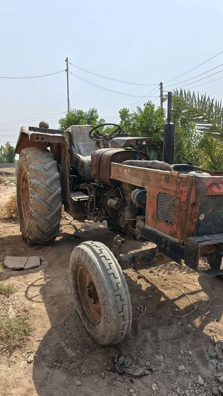 سلام عليكم عنتر للبيع موديل 87  مكينه محرك وبم جديد كفاله رفع اكسل جديد راديتر جدبده كشر بلاد تايرات جدد كهربائي جدجد الستفسار نتصل ***********
