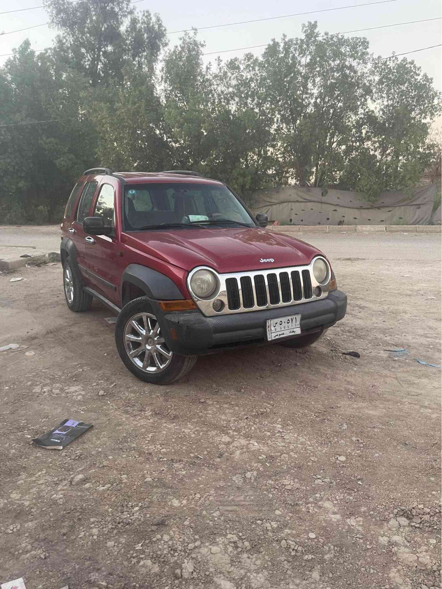جيب ليبرتي 2007
للبيع او المراوس حسب القناعة
سيارة بدون ضربة بدون تبديل بيها مكانات صبغ 
مكينة گير مشط ستيرن جديد 
مكانها بغداد السعر 65
*********** بغداد, العراق
