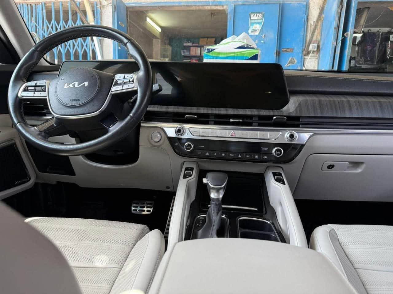 للبيع كيا تيلورايد Kia Telluride 2023 🚘
الفئة: EX فول مواصفات - مساج وارد امريكي  

السعر:  285اتصل وبيها مجال جدا بسيط للشراي  

المكان: - بغداد | رقم بغداد باسمي وتحويل فوري

المواصفات:

 •  المحرك: 6 سلندر

 •  الممشى:80الف كم فقط

 •  الداخل: جلد فخم ابيض

 •  المقاعد: تدفئة + تبريد

 •  تحكمات كاملة@إشارة: ستيرن، شاشة، كروز

 •  فتحة سقف بانوراما

 •  مرايا شفط + شارة بالمراية

 •  بصمة + تشغيل عن بعد + حساسات + كاميرا

الحالة:  

نظيفة جداً - حادثها صبغ ربع البنيد فقط بدون  لا شاصي ولا شي ثاني 

مكفولة من كلشي ومكفولة فحص

للاستفسار:***********
