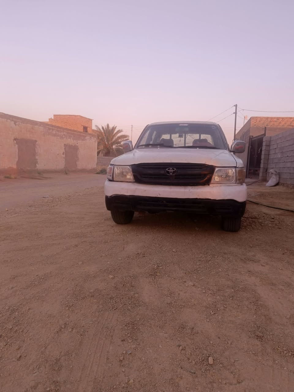 السلام عليكم  للبيع. بيكم دير ادوات سياره نضيفه خير من الله كير مكينه. حداديه. خير من الله دواخل نضيفه 
بيبان. كامله كلهه تتفتح جامهه كامل سعر السياره. 15 ورقه وبيهه مجال بصيط كلش. 

مكان ناصريه اتصال. ***********
