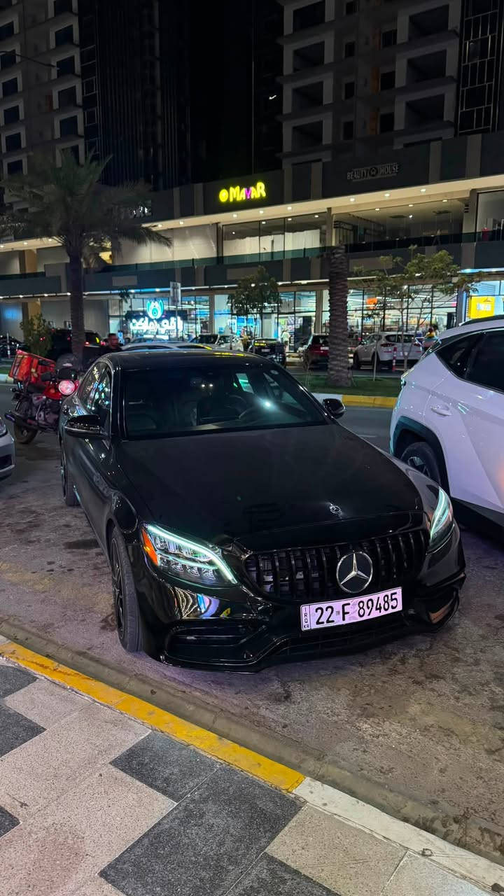 السلام عليكم للبيع مرسيدس C300 موديل 2021
فول مواصفات
كيجات ديجتل 
جنطه كهرباء 
رادارات نقطه عمياء
رادار امامي توقف ذاتي
تو ويل (اكسل)
كت AMG 
وياله AMG
كشنات تدفئه وخزن وضعيات
ستيرن كهرباء
الممشى 58 
السيارة مسويله صيانه كامله من حدادية وفيول بمب
حادث السيارة فقط دعامية امامية مكسوره وتكحيل فوك الايت ايرباك ستيرن وبرده فقط ومرجع سستم
وجايه من امريكا بيه 3 قطع كلير فقط بدون حادث او تعديل 
السعر 238 ورقه ومكان السيارة بغداد ***********
