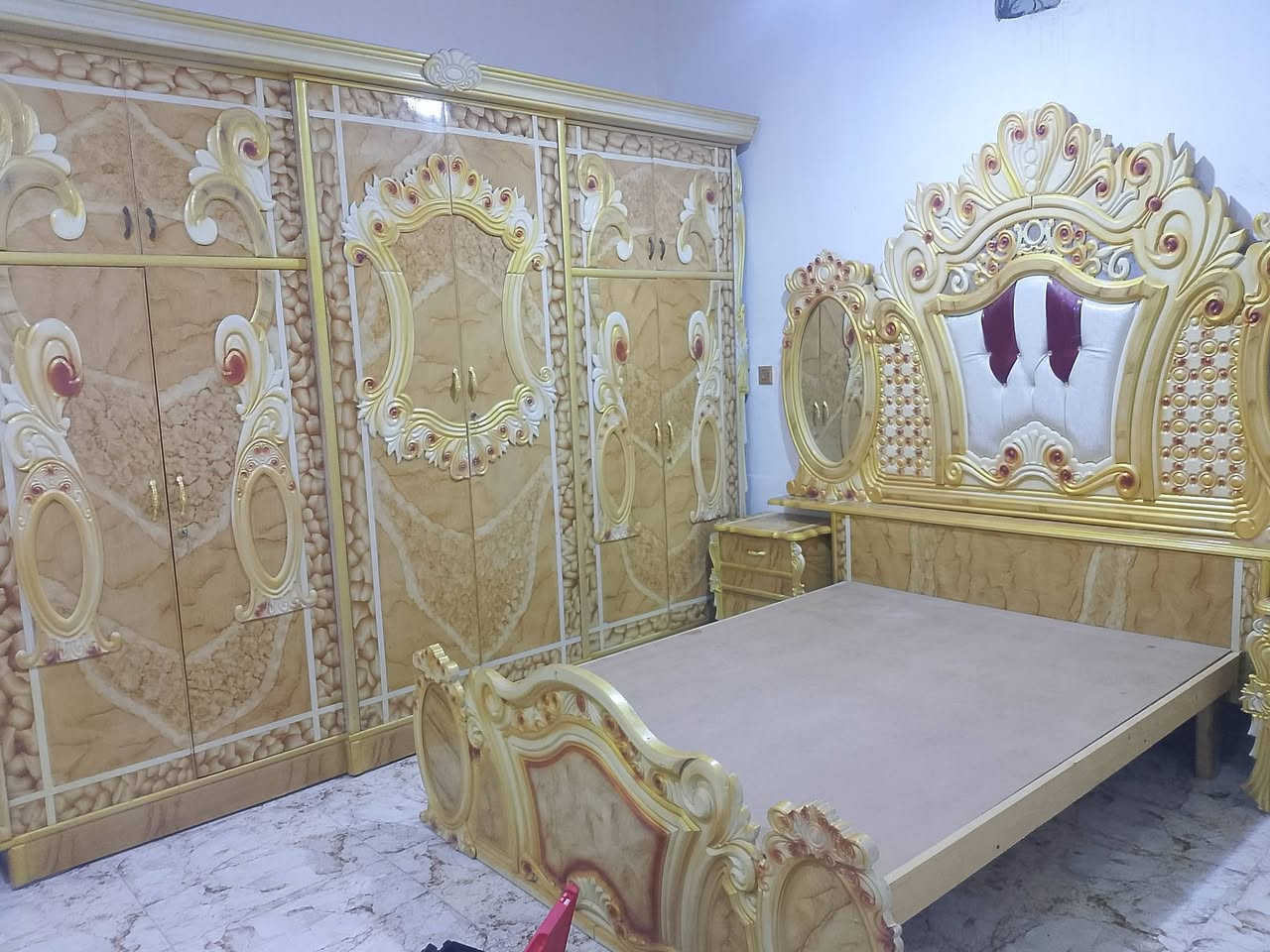 نجار فتح وشد ونقل وصيانة غرف تركي عراقي ماليزي وفتح وشد الكاونترات والسبالت بدقه عاليه ونقل الأثاث المنزلي داخل وخارج كربلاء بأنسب الاسعار يوجد كادر عمال متخصص للاتصال او واتساب ***********
