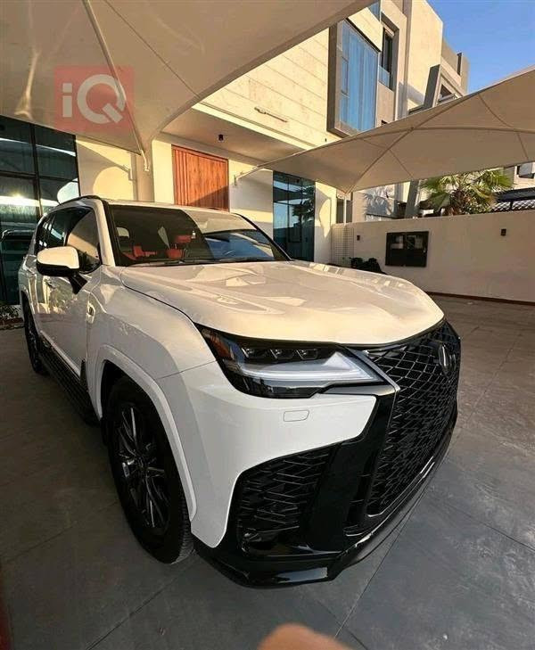 لكزس LX600 • ٢٠٢٤ • ٧ راكب