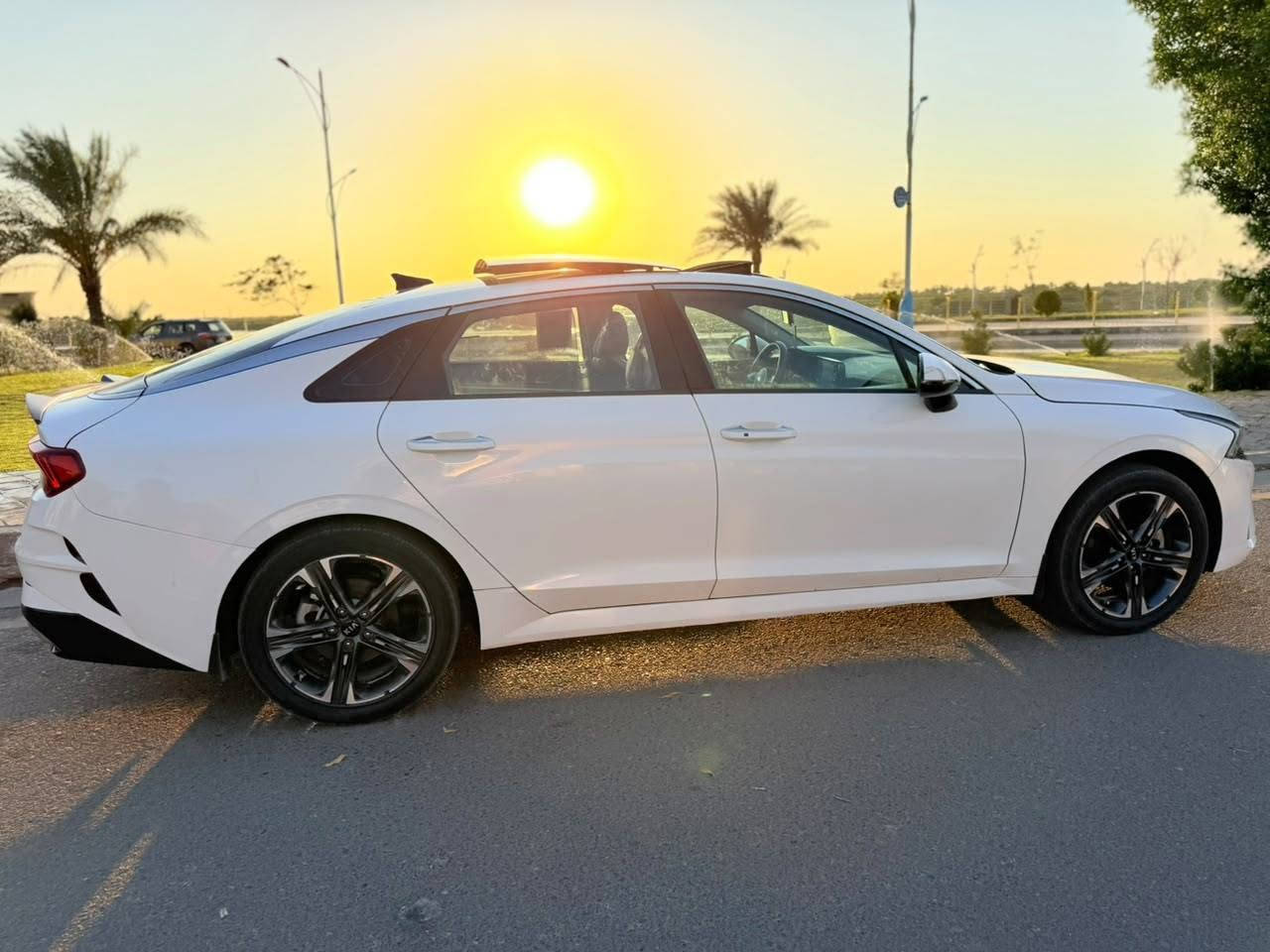 سلام عليكم 
كيفايف خليجي للبيع موديل ٢١ فول ١/١ماشيه ٥٥الف حقيقي سياره بيه سونار موجود ويه صور وصبغ لي بل جنطه تشدخت ونصبغت شبرين ومن فوك  بس  اشو سونار طلع نص جنطه بيه رصعات بل بنيد خفيفات مو مثل صور هسه واضحات  سياره عليه تخم تاير جديد مكينه كير مكفولات  داخله شوفت عينك احله من صور  صدره ماعرف شنو كله بعده جديده (اب١٧٥وبيه مجال )

لمكان فلوجه (‏‪***********‬‏)بي واتساب

