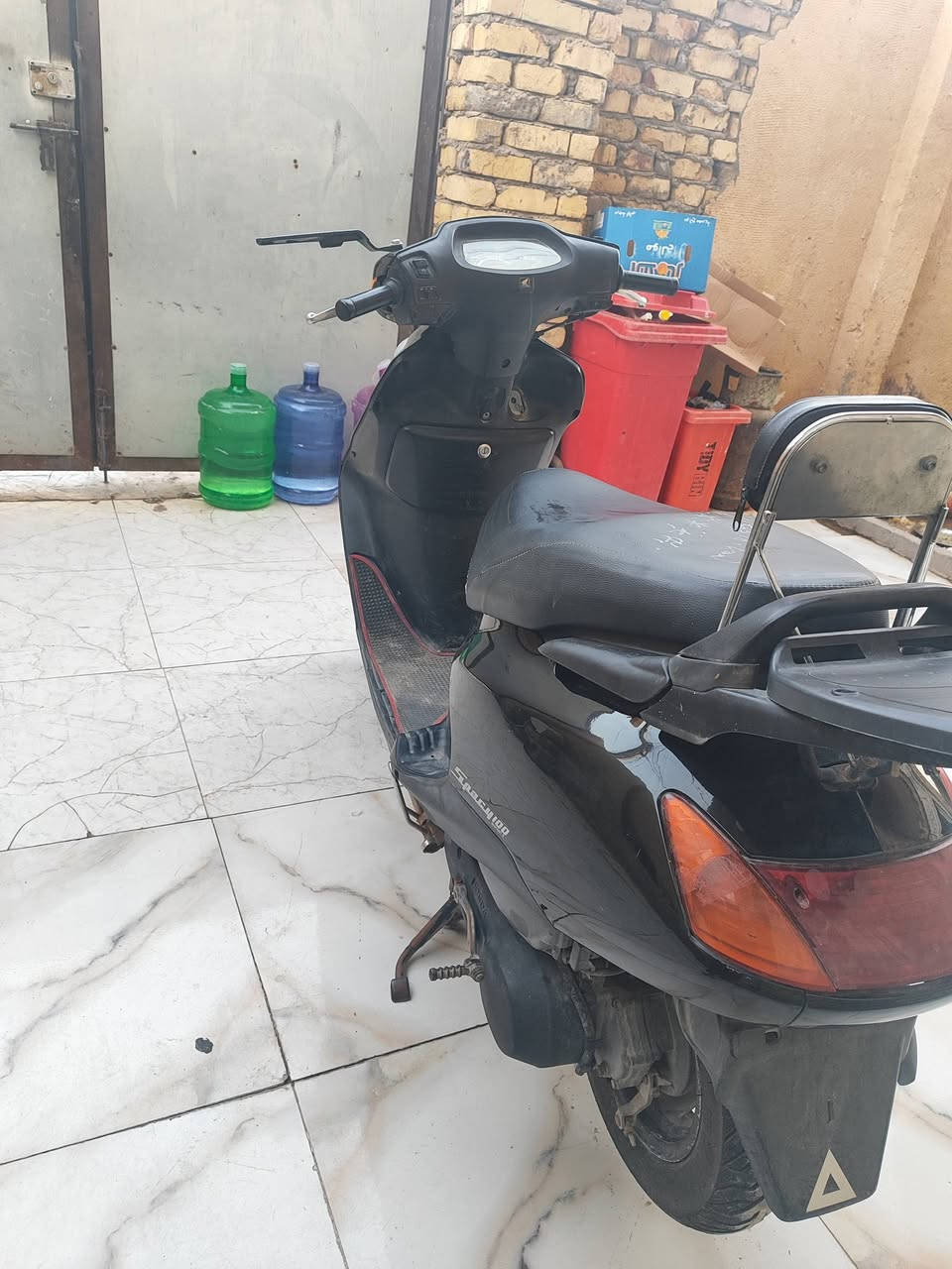 دراجه اسبيسي للبيع السعر 675 چانت متروكه بوش وبستم امبدل بس والكفرات مادري امبدلة مدري لا دراجه اتخبل مال جناي وبيه ملاحظات بسيطه *********** و الي ميشتري ويكسر بل سعر  ليدك
