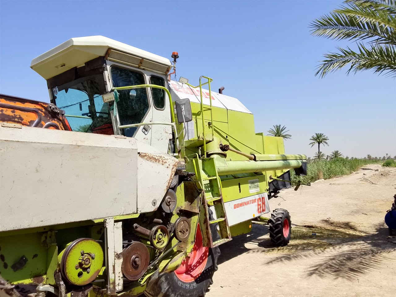 سلام عليكم حاصداه البيع اكلاس الاستفسار الإتصال برقم ‏‪***********‬
