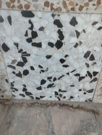 متاح كاشي نجف حي عدن 07831104547