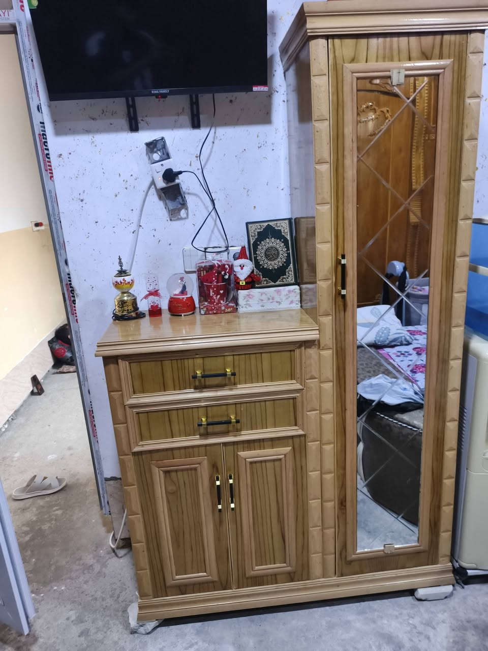 سلام عليكم عندي هاي اللبيع جديدة ما صير اله شهر راسلني واتساب ***********
