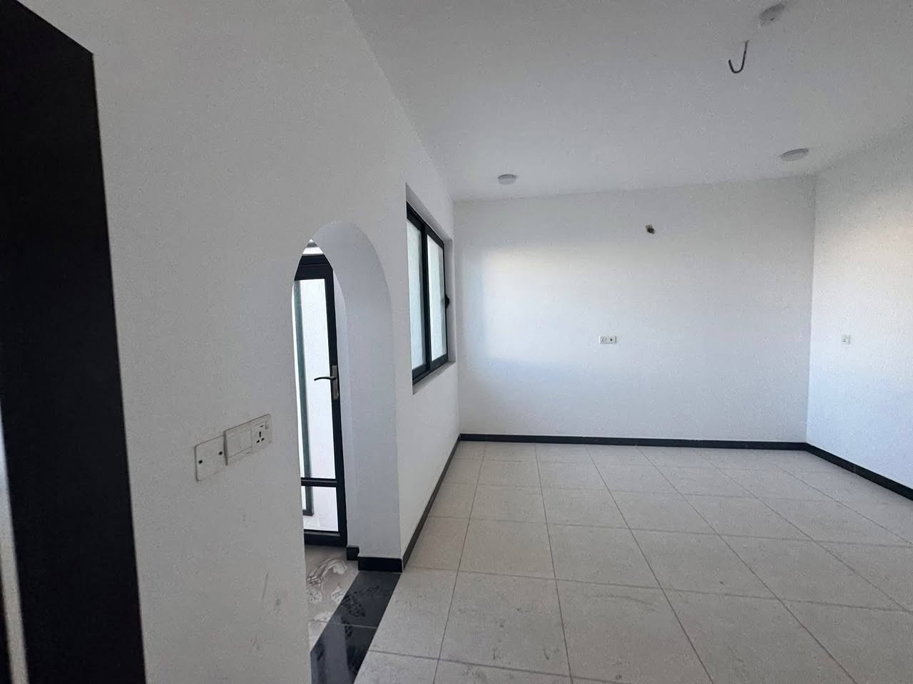 🚨 تطلوعة رمزية جداً ❗️❗️
فرصة ذهبية داخل مجمع النخيل السكني
❗️❗️ هذا العرض نادر
🏡 دار للبيع
📐 مساحة الدار: 200 متر
📍 بلوك 14 – مرحله ثالثه
💰 الواصل: 55 مليون فقط
🔥 سعر مغري وفرصة نادرة للسكن 

✅ موقع ممتاز داخل المجمع
✅ مناسبة للعائلة والاستثمار المستقبلي

#اكتب_تم_توصلك_تفاصيل

📞 للاستفسار***********
https://wa.me/message/AFLBDJBF3WQXH1
