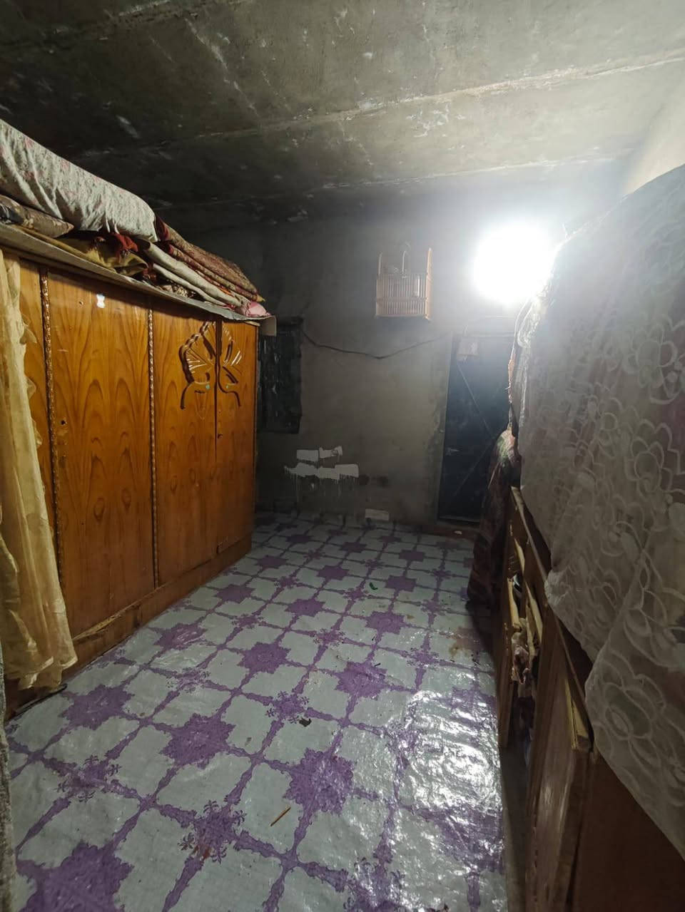 🏠 بيت للبيع في حي البتول 🏠
📍 أمانة بغداد – ماشي بمعاملة تمليك
📍 قاط ونص
📍 بنهاية شارع مدرسة الخيرات
📍 قرب حسينية فاطمة الزهراء (عليها السلام)
📐 المساحة: 100م²
💰 السعر: 50 مليون مع مجال قليل
📞 للاستفسار والتواصل واتساب: ***********
