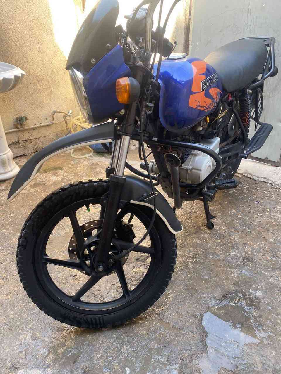 دراجه بوكسر مديل 21 دراجه نضيفه بمعنه الكلمه ممشتغله دلفري بسمي تحويل ثاني يوم جانت مضمومه 1900 وبيه مجال قليل ‏‪***********‬‏

