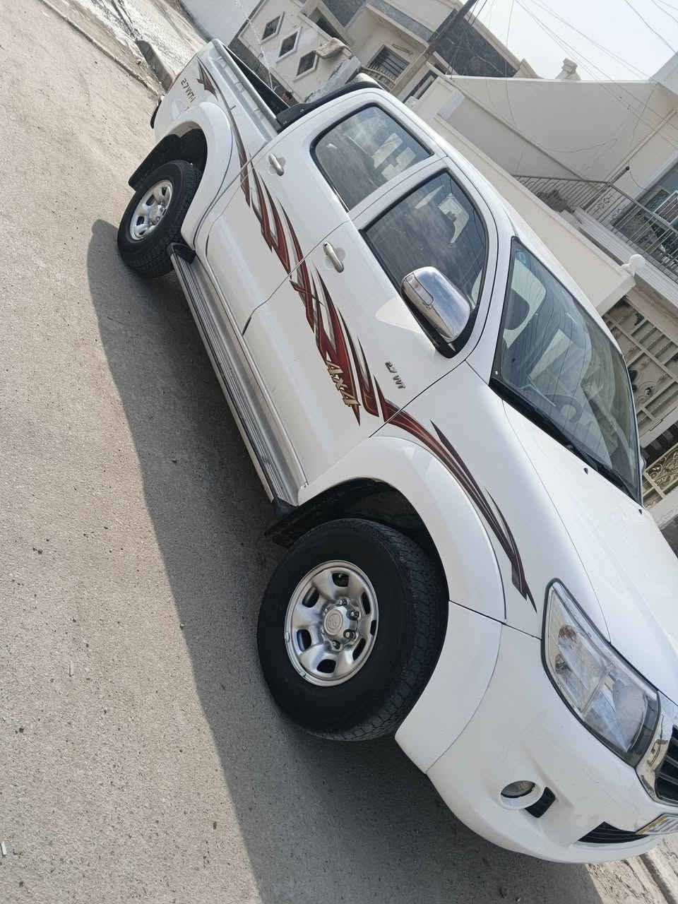 هايلوكس • فورويل • ٢٠١٣