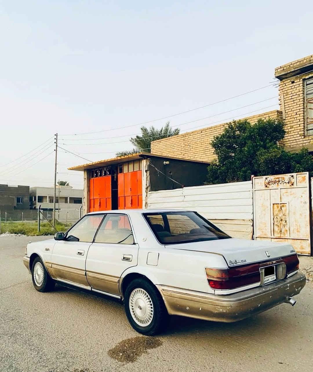 هارتوب موديل 91 رقم كربلاء سنويه جديدة, تحويل مباشر ,,مكفوله من الحادث ,تبريد ثلج
فول اوتوماتيك،،تخم تاير جديد
كير.محرك.حدادية كلهن تمام 
شاشة.كامرة . دشبول جديد. دواخل نظيفة . 
السعر 33 ورقة  
للاتصال ***********
