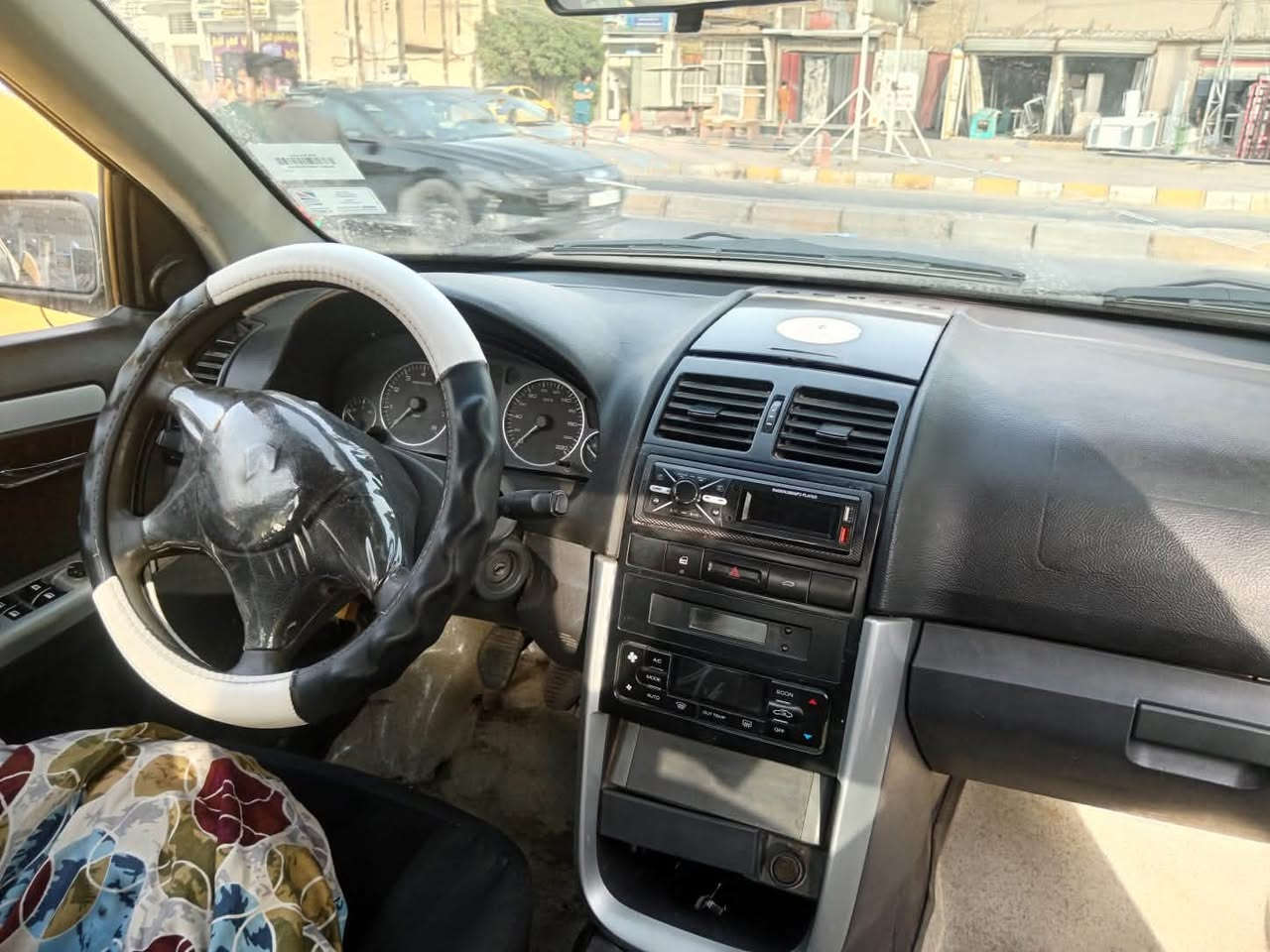 سلام عليكم شباب سيارة سمند  2017سيارة نضيفةسيارة خصوصي كربلاءبسمي سعره ٥٥ورقة او بيهة مجال ***********
