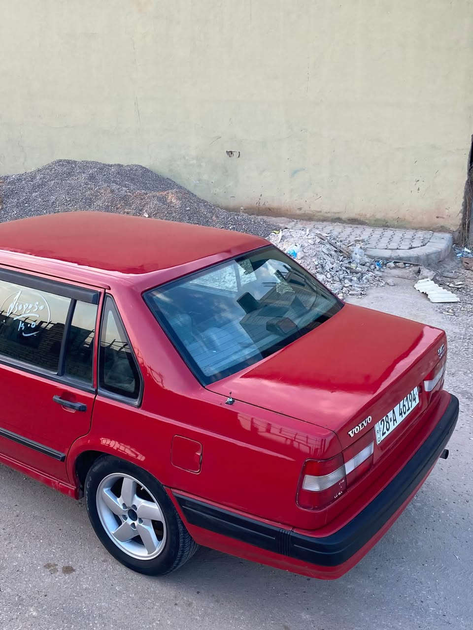 السلام عليكم
للبيع  فولفو 1994 turbo
السيارة شادلها منظومة غاز ب٥٠٠الف حكومية مع وصل الضمان يعني انسى الصرف والادوانز
 مبدل كير واكسل +مشط ستيرن
حدادية ٨٠٪؜
حالة المكينة كما موضح في المنشور 
السيارة شادلها عتب نفخ
عليها منظومة ABS 
تبريد ثلج
ومطريات 
وسمجة صاج 
شادلها شاشة قلاب (يوتيوب+ كوكل ماب+ شادلها كامرة خلفية)
داخل جلد رصاصي
منضومة لد شمسي كامل (بلاجكتور +ناصي عالي اناره فول) 
بگ لايت كريستال 
كيجات كلها شغالة (كيلو متر + كيج التيربو )
نواقصها فقط حساس ABS+ سكن جهة الصدر بي كسر 
السعر 75 وبي مجال بسيط 
مكاني نجف حي الامير 
للاستفسار ***********
متواجد واتساب فقط
