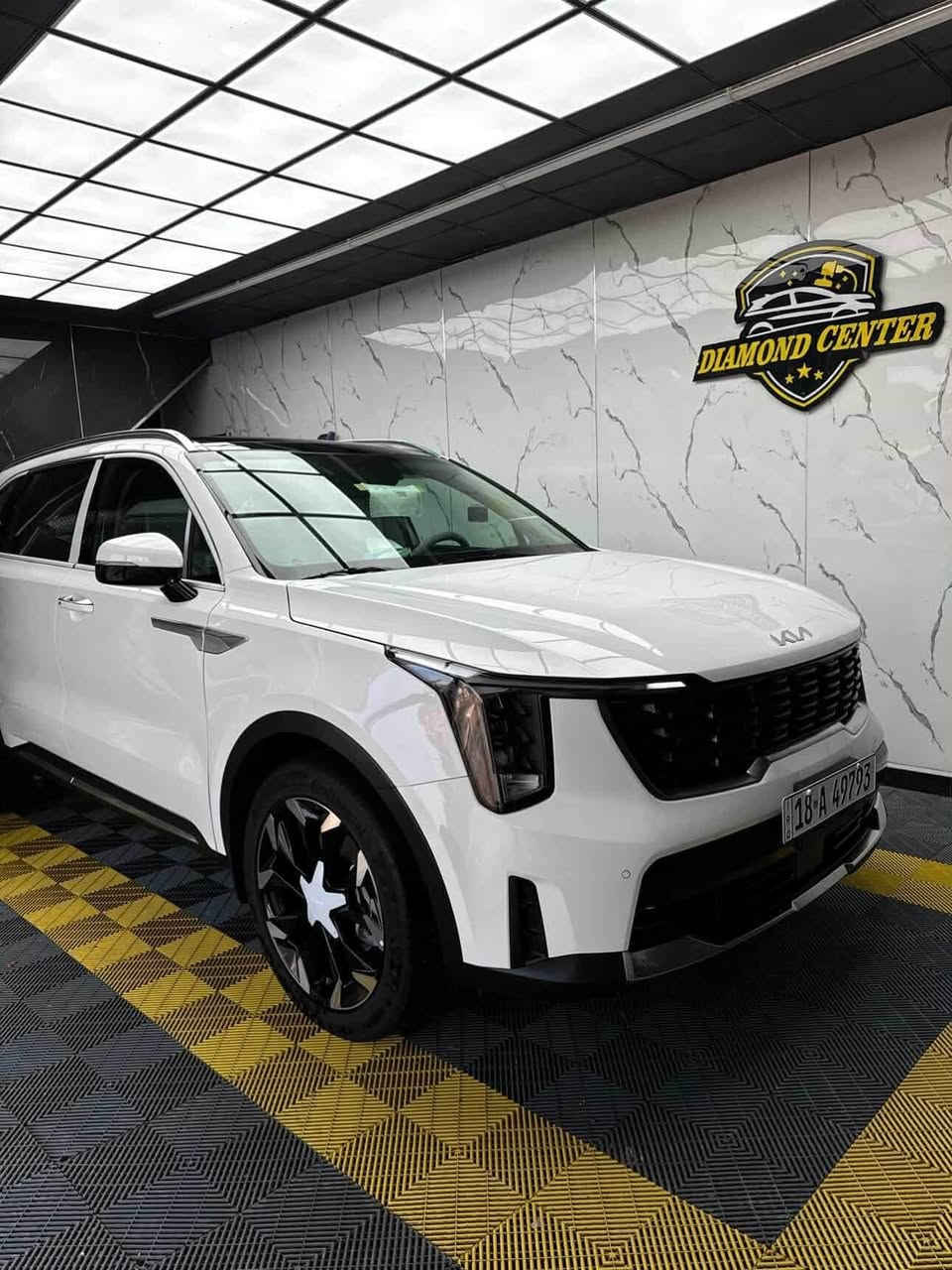 Kia sorento 2025 v6
السلام عليكم 

للبيع سورنتو موديل 2025 محرك v6 

السيارة رقم بابل بأسمي مكانهة بابل

مواصفات السيارة

محرك ٦ سلندر 

سقف بانوراما

٧ راكب  

كشنات كهرباء 

تشغيل عند بعد 

كامرتين 

تبريد ٣ قطع 

ويل 20 

بردات خلفية 

داتشو 

فول حساسات امامي خلفي 

مري شفط 

 السيارة عليهة نانو سيراميك بالكامل مقاوم للخدوش 
السيارة مكفولة بالكامل خليجي فقط رصعة صغيرة وممبينة اسفل باب الصدر 

السيارة معروضة للبيع مكانهة بالحلة 
ماشية 40 الف كيلو معروضة 310 

واتساب ***********  متوفر وكذلك الماسنجر  اي استفسار اني خادم
