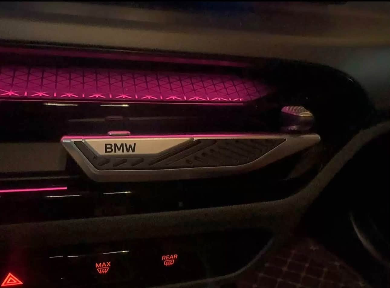 معطر منBMW
المعطر+ اربع عطورات 

متوفر كميه محدوده

بيج الانستكرام:M_Carbonstore

للتواصل واتساب:***********
