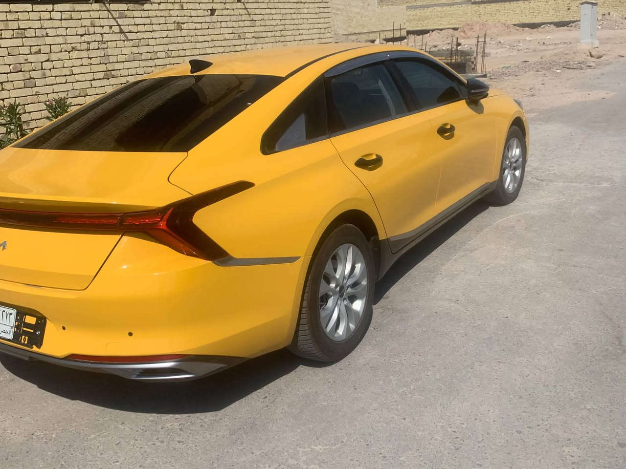 كيا k8 موديل 2024  غاز. رقم بصره
مكفولة  ما عدا. بنيد مبدل اصلي بدون ضربة

محرك 3500. غاز 

ماشية 100 الف

بصمه

رادارات 

شاشة متصلة

كشن كهربائي

كشن مساج

تدفاة وتبريد بالكشنات

حساسات امامي خلفي

قيادة ذاتية

توقف ذاتي

مرايات كهربائية 

السياره جديدة كلش 

السعر 210

الاتصال ***********

البصره حي بغداد
