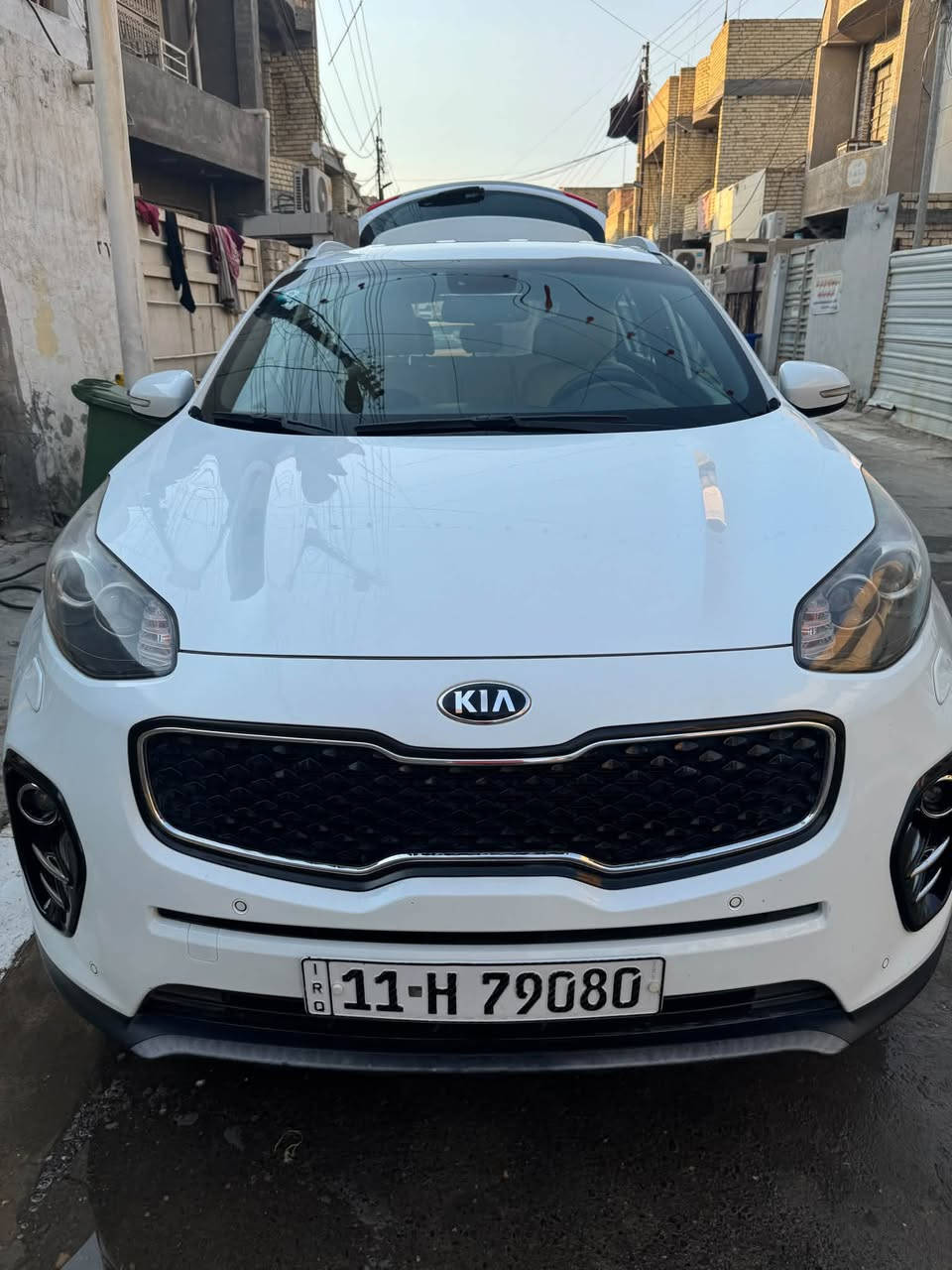 السلام عليكم سبورتج 2019 خليجي
رقم بغداد انكليزي مواصفات بصمة تشغيل 
كشنات كهرباء تبريد قطعتين تحكمات ستيرن حساسات خلفي امامي مري شفط سبير منازل كير مكينه كفاله محرك 2000 دوش بيه بارد الباب خلف السائق 3رصعات خفيفه بلقماره ماشيه 116 السعر 178 بيه مجال حك الجيه 
الاتصال على الرقم *********** بغداد الزعفرانيه أربع شوارع
