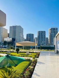 بوابة العراق • ١٧٢م • مؤثثة