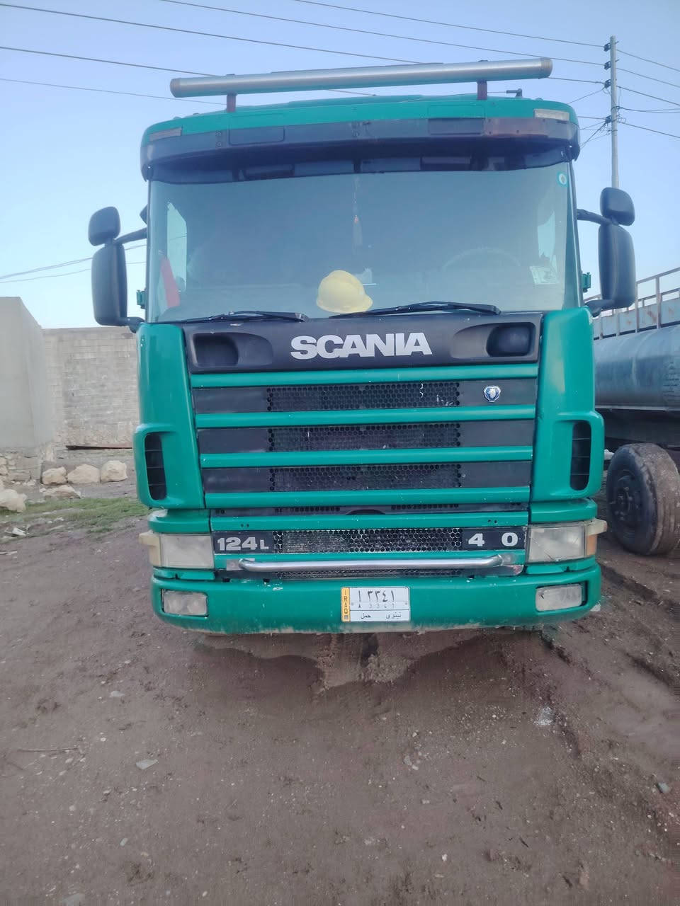سكانيا بومه 2002بم ونوزل كفاله عاَمه موجوده معرض شهاب***********
