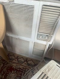 مكيفات • ٤ وحدات • مستخدمة شهر