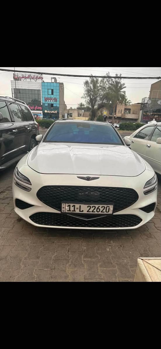 ‏Genesis  G70  2023 PRESTIGE
🩶🩶للبيع او المراوس 
‌‎ المحرك / V6 3.3cc twin turbo
‌‌‏376 HP🐎🐎🚀🚀
رقم بغداد    برستيج اعلى مواصفات 
السيارة تو ويل 
‏(0-100km) 4.8 s🚀🚀🚀
‏‌‎فول مواصفات1/1  اعلى فئة 
‏‌‎  فتحة سقف (بانوراما) 
ماشية ٦٩ الف كيلو متر 
‌‎اللون :- ابيض 
‏‌‎الضرر :-  جاملغ وبنيد 
الصبغ جاملغ فقط بنيد نفس اللون مبدل 
‌‎ المواصفات :- بصمة
‏‌‎:- تشغيل عن بعد
‏‌‎:- كشنات ميموري سيت
‏‌‎:-كشنات تدفئة تبريد 
‏‌‎:- ستيرن كهرباء  + هيتر
‏‌‎:- 5 وضعيات قيادة ( Eco - Comfort - Sport - Sport plus - Costume )
‌‌‏:- Auto Hold
‏‌‎:- شحن وايرليس
‏‌‎:- سستم سماعات Lexicon 
‏‌‎:- داتا شو
‌‎:- داخل جلد ابيض 
‌‎:- سقف كانتارا (شامو)
‏‌‎:- كاميرات جانبية تشتغل مع الاشارة داخل العداد
‏‌‎:- كاميرا خلفية
‏‌‎:- شاشة كبيرة
‏‌‎:- كيجات ديجيتال
‏‌‎:- رادارات امامي وخلفي وجانبي
‏‌‎:- كشنات جلد + كهرباء 
‏‌‎:- 5 كاميرات 360 درجة 
‏‌‎:- حساسات امامي وخلفي
‏‌‎:- نظام تحديد المسار 
‏‌‎:- دسكات بريمبو 6 بستم بلاد 
‏‌‎:-مري شفط +اشارة +تعتيم الضوء 
‏‌‎:- لايت LED امامي خلفي 
‏‌‎:-دخول ذكي مع انارة ترحيب
‏‌‎:-قيادة ذاتية  
‏‌‎:-تحديد مسار+مثبت سرعه تفاعلي يدوس بريك ويمشي تلقائي
‏‌‎:-ويل كروم  
‏‌‎:-مرقم بغداد رقم تحويل بشرط سنويه 
‏‌‎:-  وبعد بيها مواصفات هواي 
‏‌‎ملاحظة :- كير ومحرك وصدر وكهربائيات كله بشرط)
السعر 195 
***********
