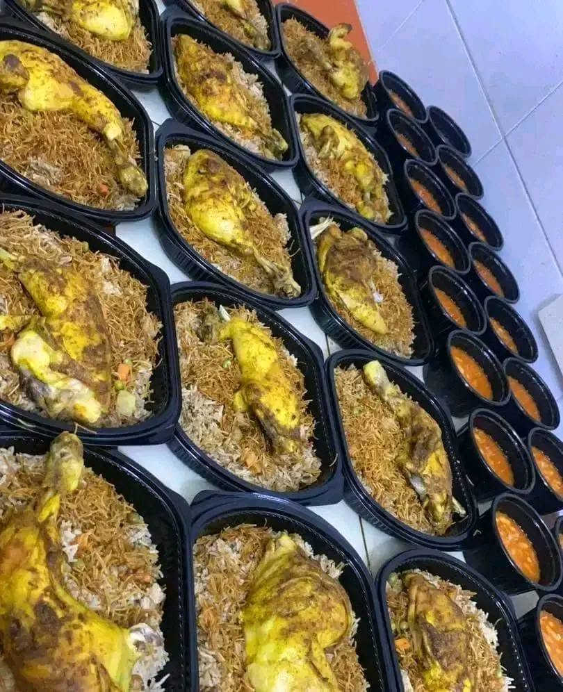 مفتوح الحجز على تجهيز مجالس الحسينيه جميع الاكلات وجميع المعجنات رقم الحجز *********** علما الحجز قبل وقت🥰🥰
