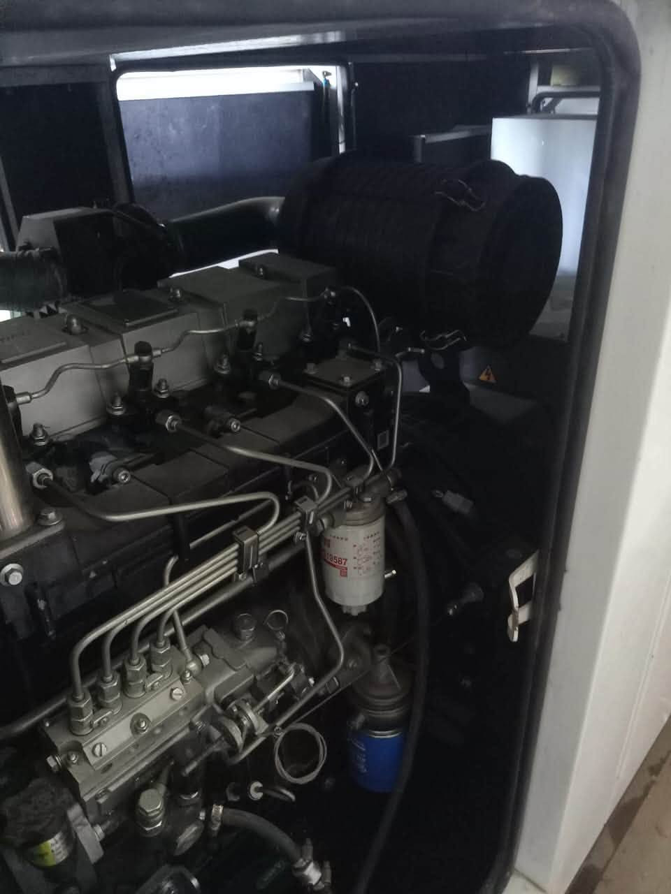 للبيع مولد بيركنز صيني 75 kv للاستفسار الاتصال على الرقم ***********

