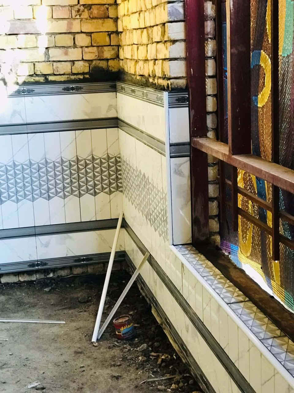 خلفه سيراميك متفرغ بورسلين لوح ارضي كل انواع السيراميك اشراف مهندس للتواصل ***********
