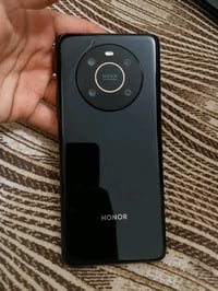 جهاز Honor x9 جهاز نضيف ممبدل بي شي   عدا فطر بسيط بل شاشة  وما يئثر ع...