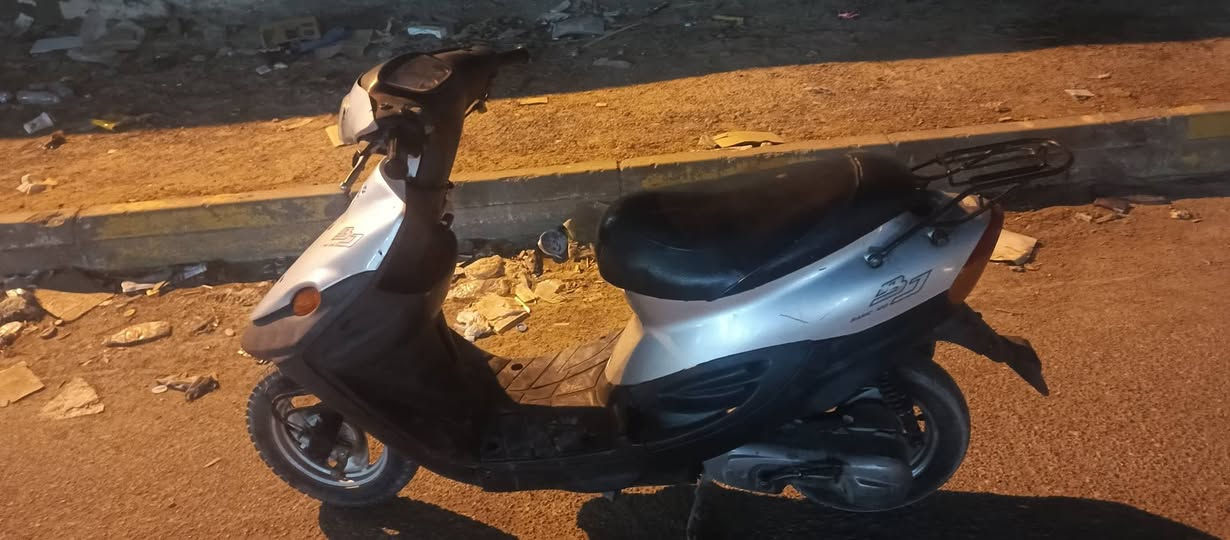 بيجي نضيفه وجاهزه كله شغال ماتخسر عليه ربع سلف هندر لايت اشاير هورن عداد بانزين عداد سرعه كفر اصلي كله شغال مكينه تخبل وقويه وناعمه السعر 300 ناصريه مركز
***********‬‏
