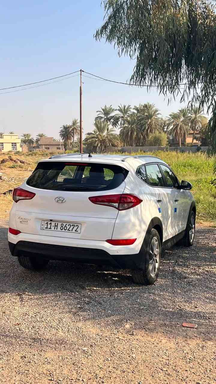 توكسان ٢٠١٨ خليجي رقم بغداد دولي تحويل مباشر كير محرك مكفولات من كلشي السيارة بيها بين البابتين صبغ شي قليل وبيها بارد بنفس الصفحة جاملغ خلفي والأمامي بيهن بارد والتكمه بيها بارد كذلك اكفلها من الضربه البنييد براغيه مفتوحه ماشيه ١٦١ كيلو مكاني دجيل 
سعرها ١٤٧ وبيها مجال بسيط والله أتحدى واحد يكول اكو بهيج سعر 
***********

