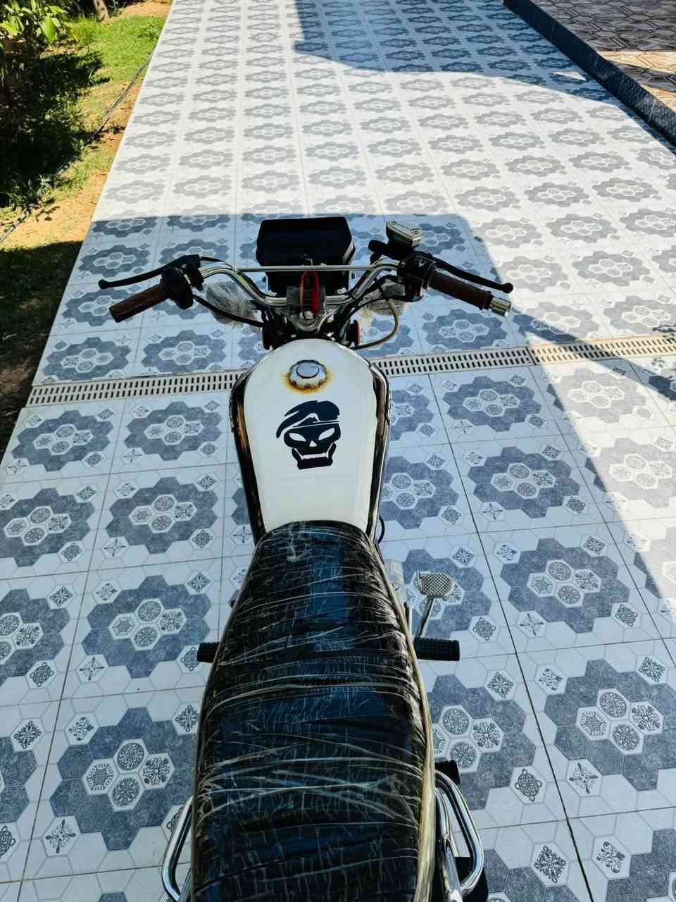 سلام عليكم 25 نقص بس بك لايت سعرها 650 وبيها مجال 
ديالى لخالص ***********
