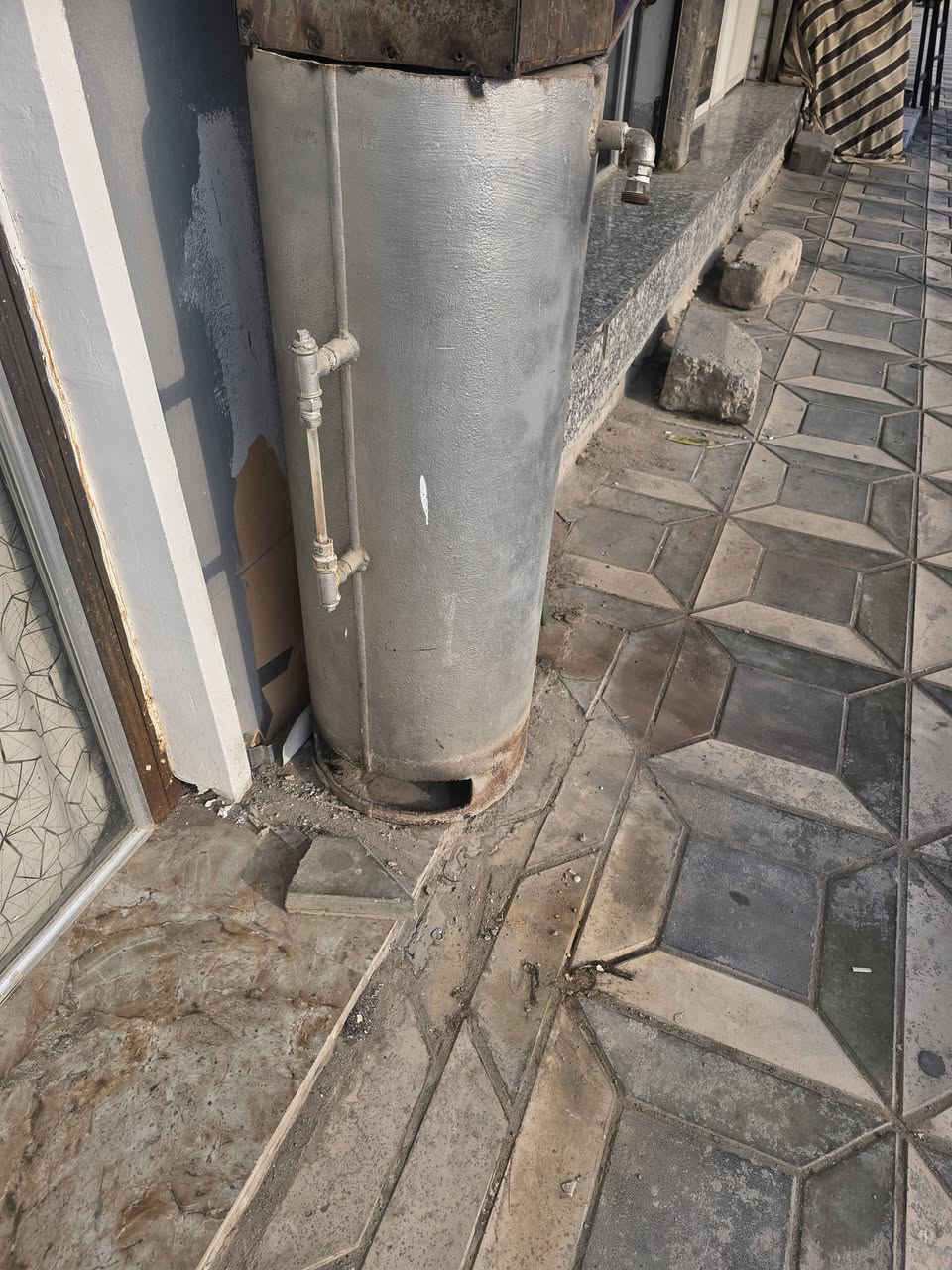 سلام عليكم أحبتي 
بيعه مستعجله
جهاز بيلير. غاز فقط للبيع نضافه فول 
اوتي منزلي  شغال ونضافه فول 
المكان ناصريه_ سوق الشيوخ_ كرمة بني سعيد
***********
