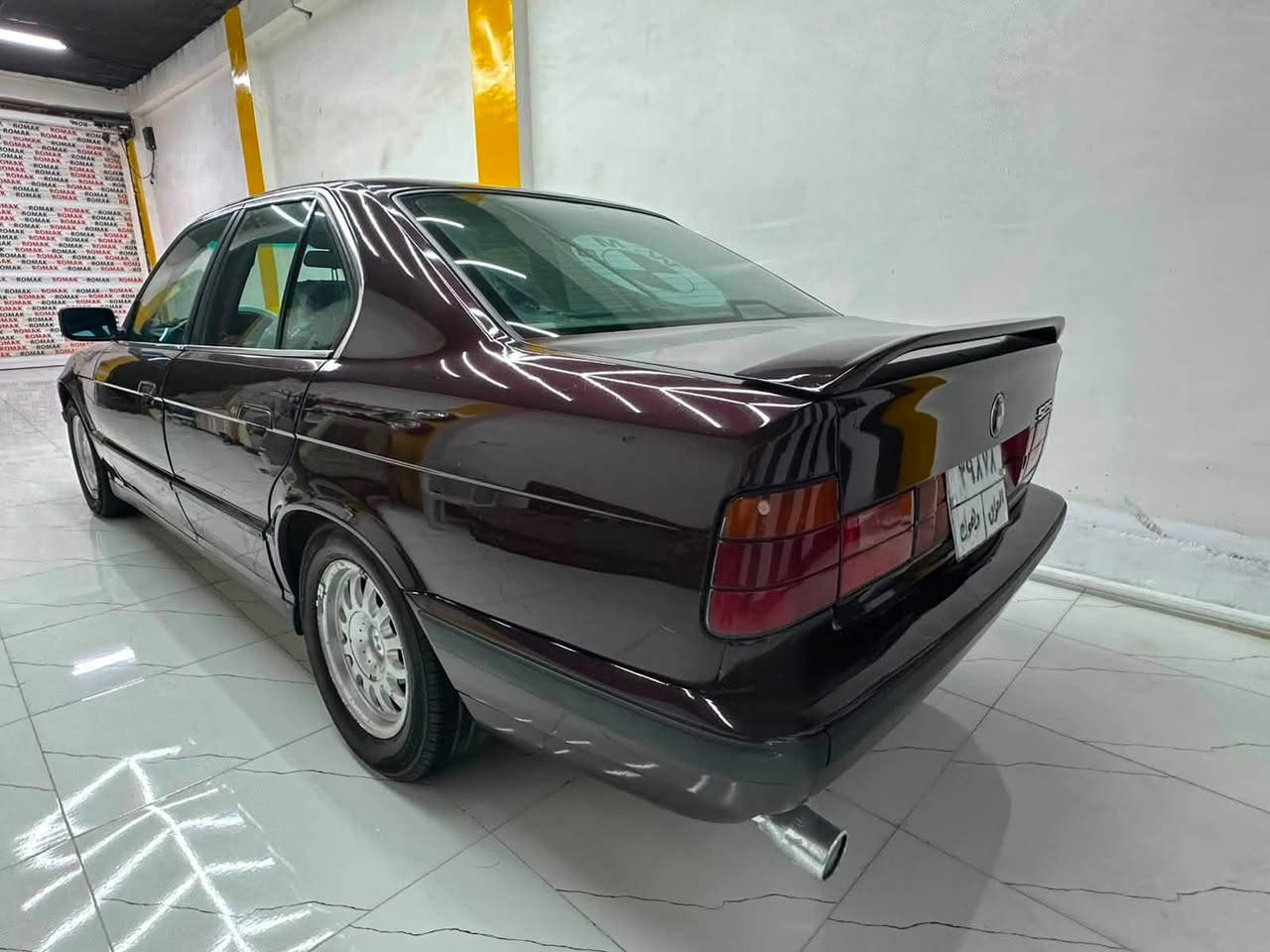 اسعد الله اوقاتكم بالف متابعينا الكرام    BMW  كير اوتوماتيك موديل 1991 محرك 6 سلندر حجم  525  محرك كير عالشرط رقم دهوك والهزة  جديدة  سيارة جديدة بمعنى الكلمة  كهربائياته كله شغالة  سعرة  55 ورقة بي مجال بسيط للشراي مال حك جية تيجي يمي عين غطة عين افراش اخدمك شراي يخابرني بيك خير اوتدلل ***********
