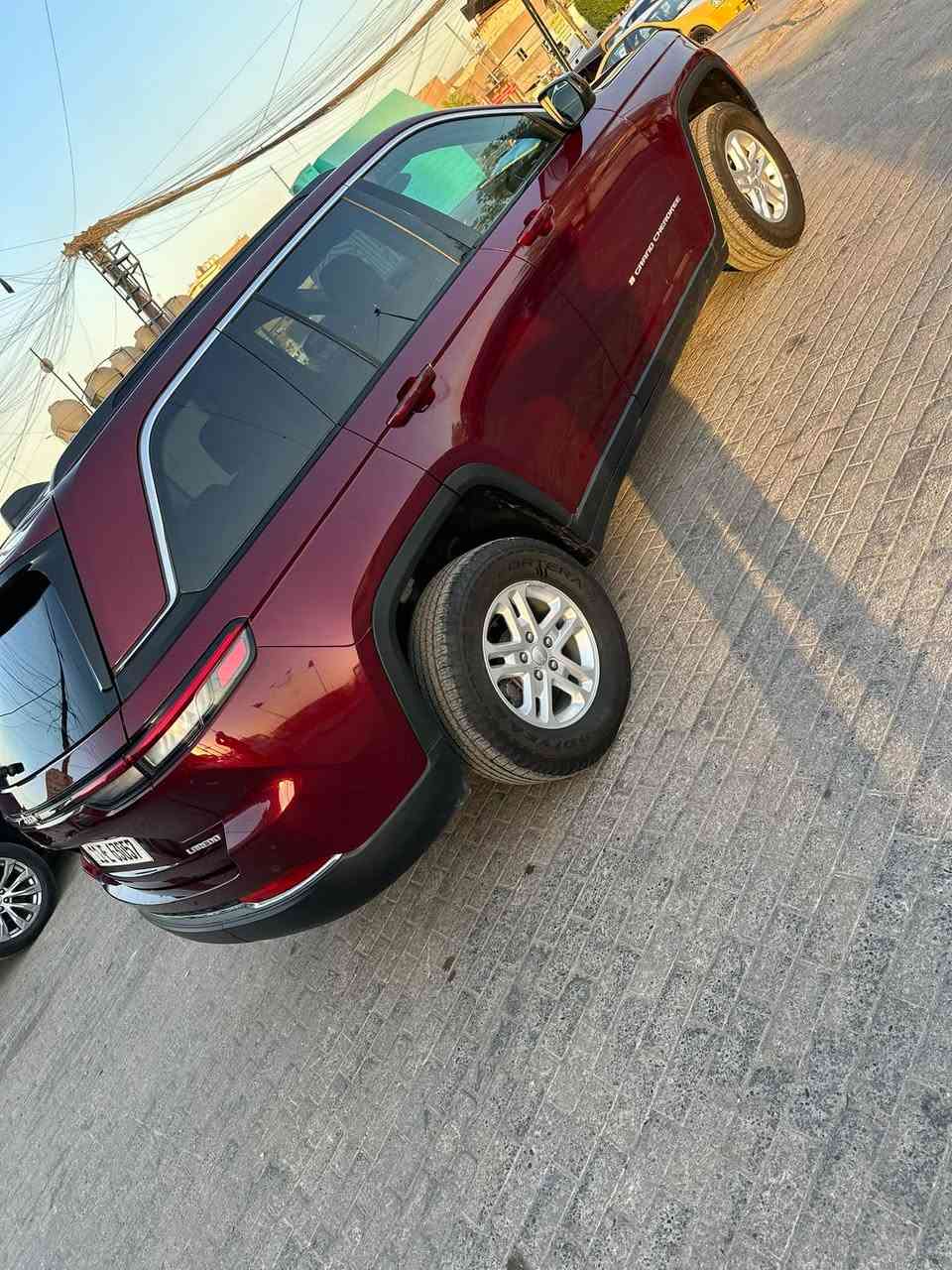 سلام عليكم للبيع جيب 2024 لون كرزي ماروني ماشيه 22 حادثها جانبي صور الضرر موجوده بالمشور السعر 255 
مكاني بغداد 

للاستفسار ***********
