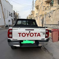 هايلوكس • مكينة ٢٧٠٠ • مشي ٣١ الف