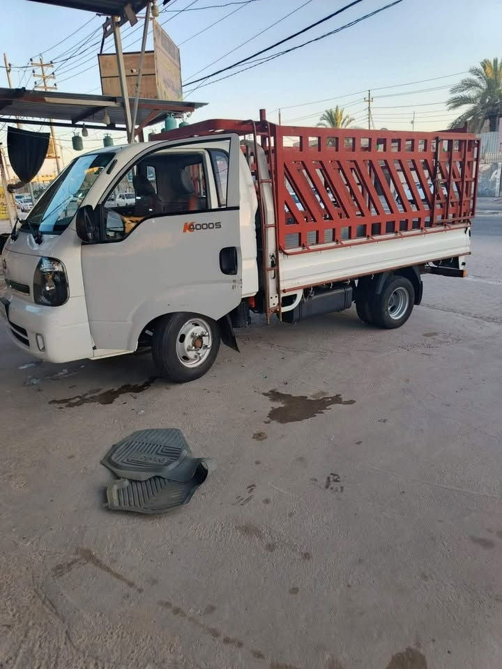كيا فحل مفتوح موديل 18 كفاله عامه للبيع 
سنويه لل28   
رقم بغداد انكليزي راعيها بالنجف 
تبريد ثلج 
للاستفسار اكثر الاتصال ع الرقم ***********
